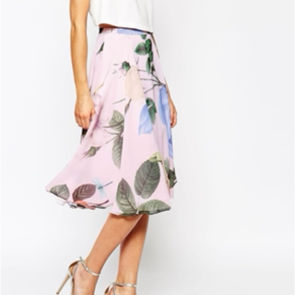 **NWT** Ted Baker Distinguished rose skirt in lilac.